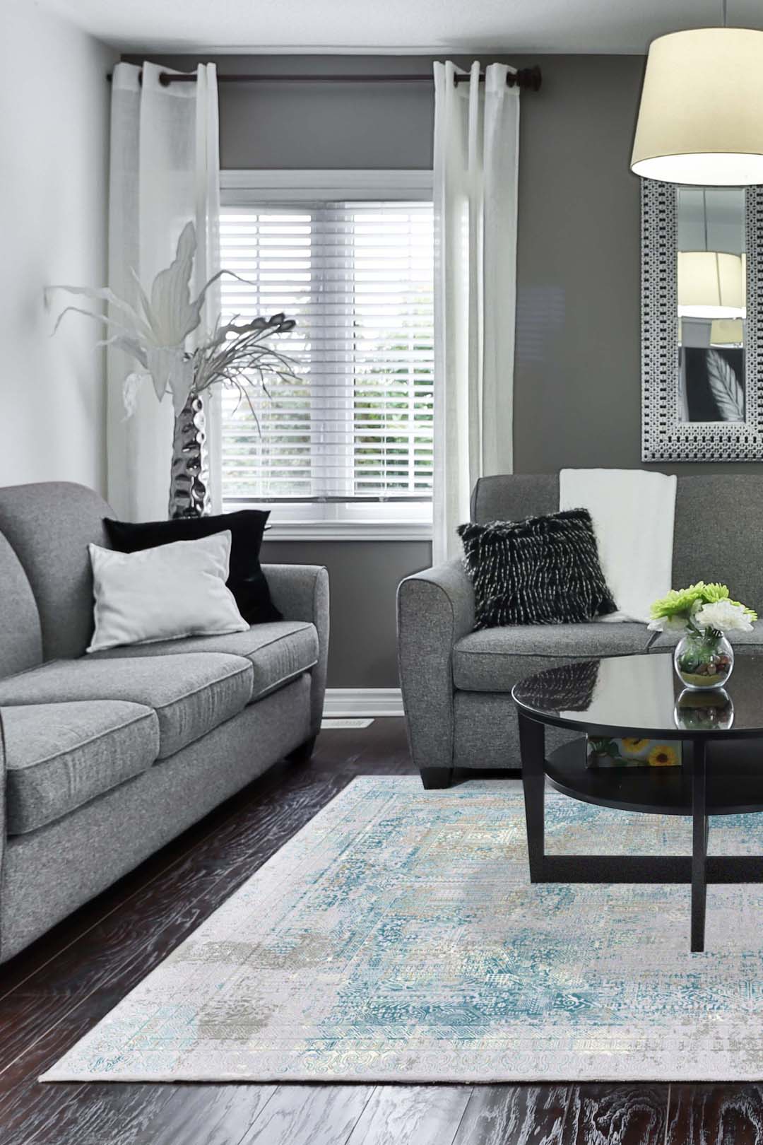 Delia Aquamarine Rug - Image 4